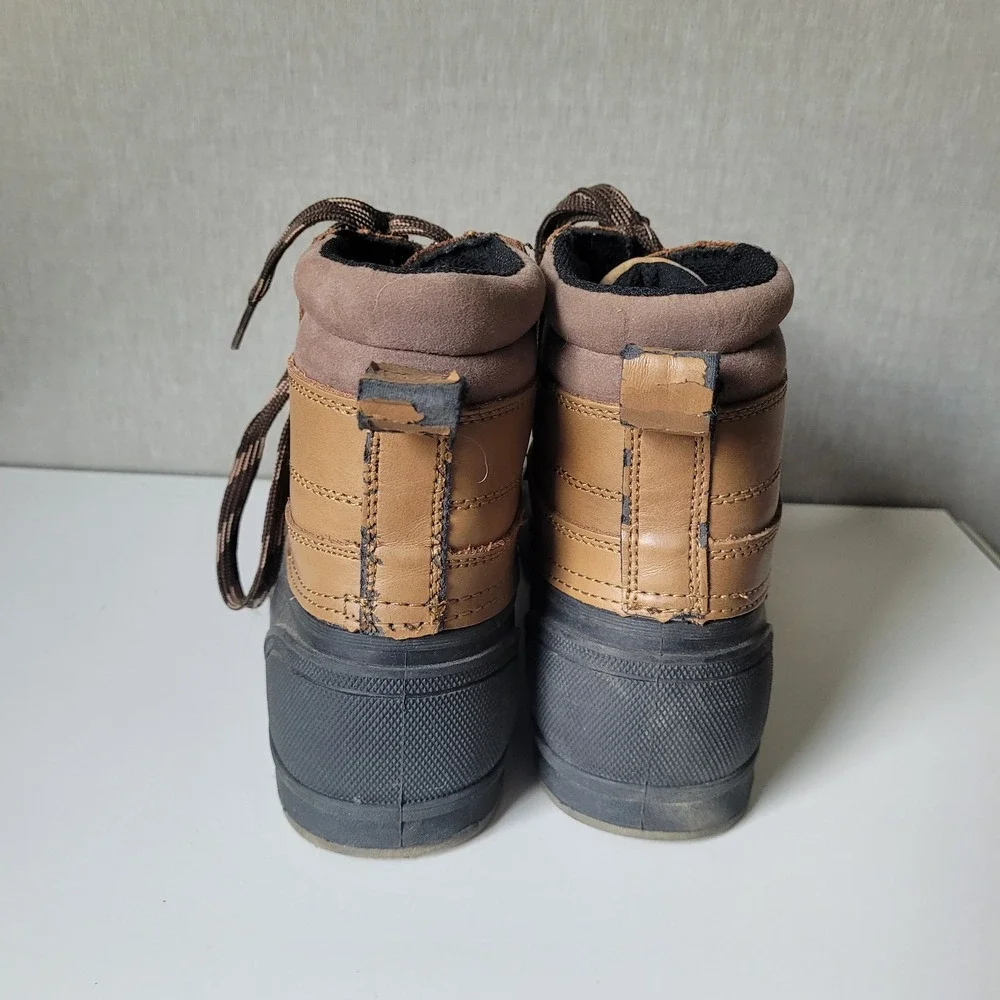 Magellan Outdoors Duck Boots Boys 4 Brown Fair Winter Rain Rugged Gorpcore